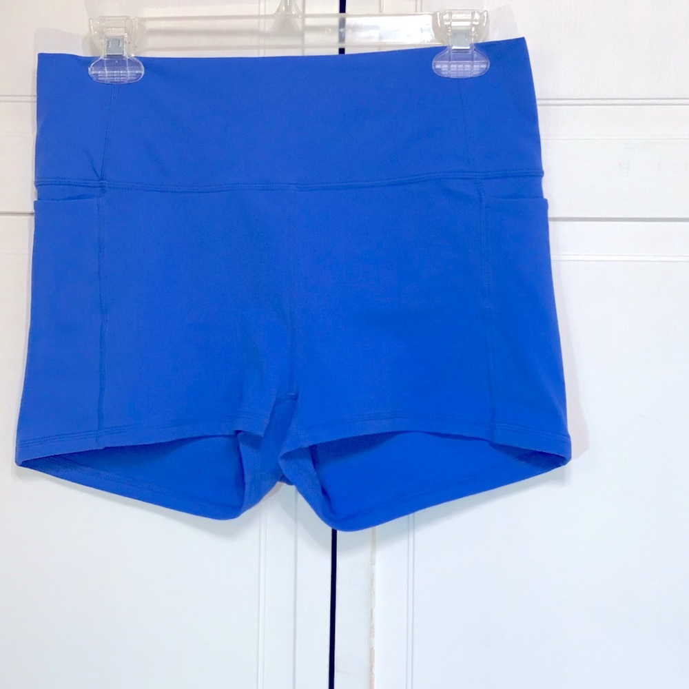 Fabletics high-waisted pocket shorts lightly loved